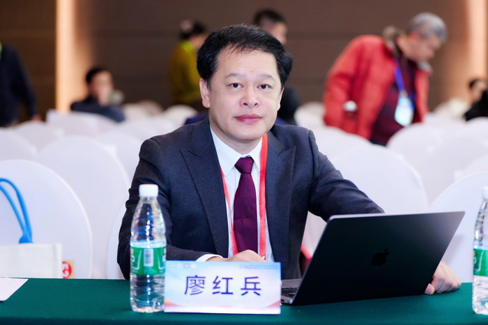 共谋共享 聚力前行 ▏廖红兵经理带队参加国家口腔医学中心2024年联合学术年会 第 2 张 共谋共享 聚力前行 ▏廖红兵经理带队参加国家口腔医学中心2024年联合学术年会 第 2 张