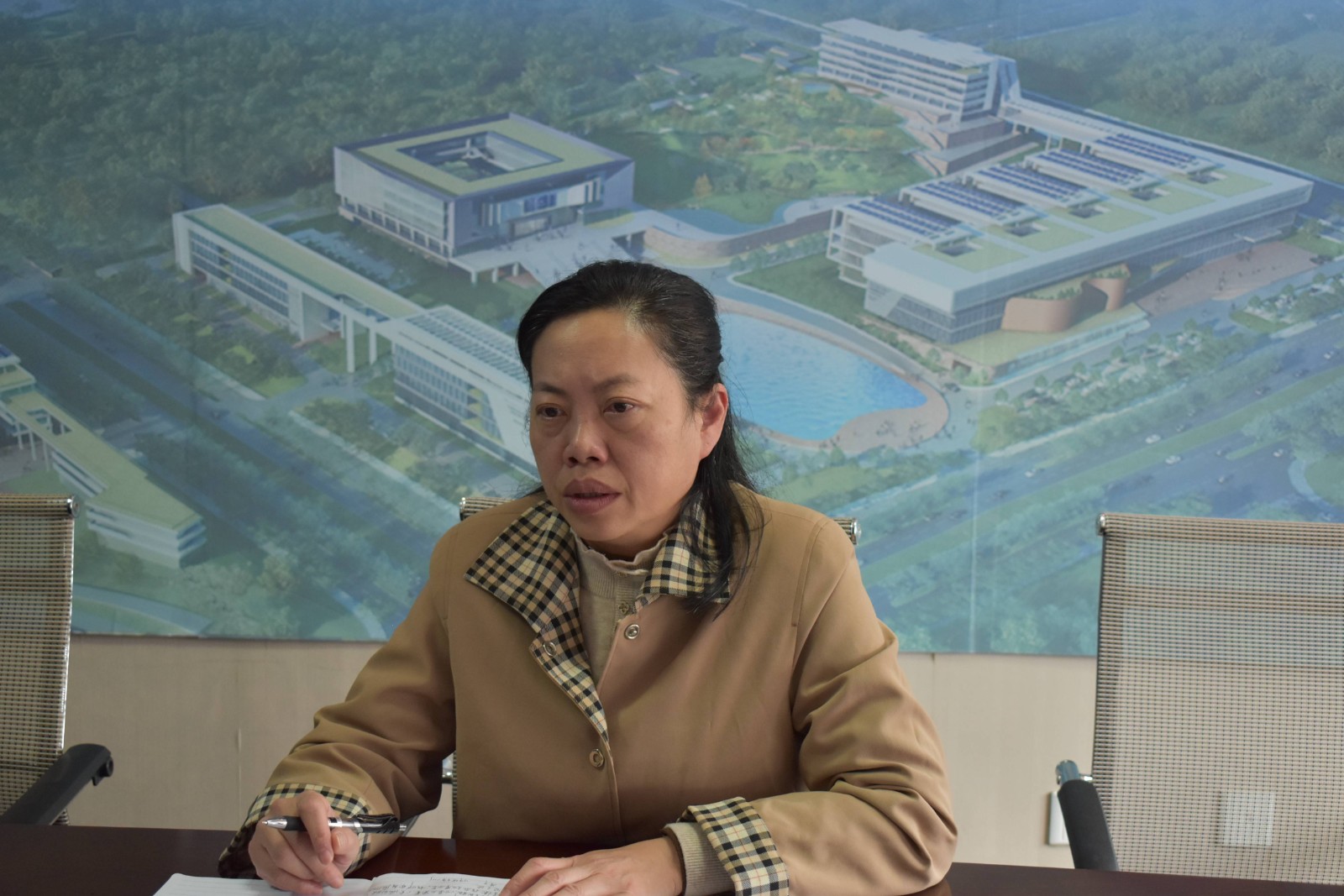 农晓琳副经理主持会议并总结发言(1).jpg