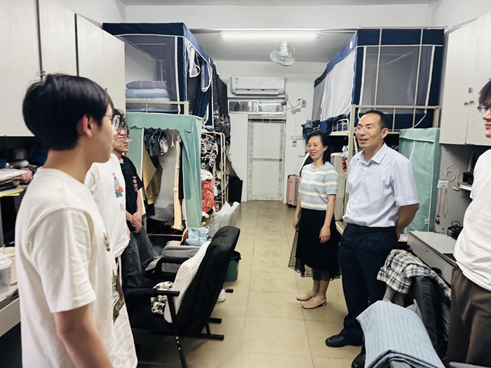2025.04.28宿舍检查1_副本.jpg