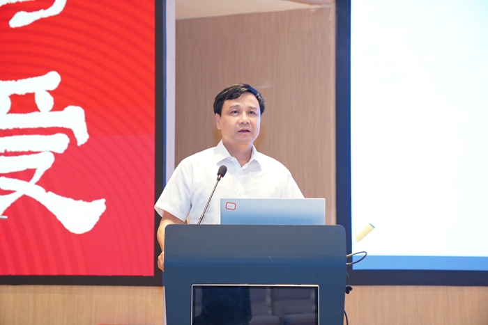 启航研途新程 共筑口腔未来 ——公司顺利开展2025级研究生新生入学教育 第 1 张