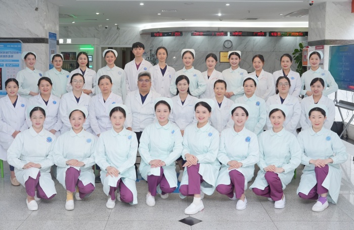 五象门诊部成功开展首台儿童舒适化口腔治疗 第 2 张 五象门诊部成功开展首台儿童舒适化口腔治疗 第 2 张