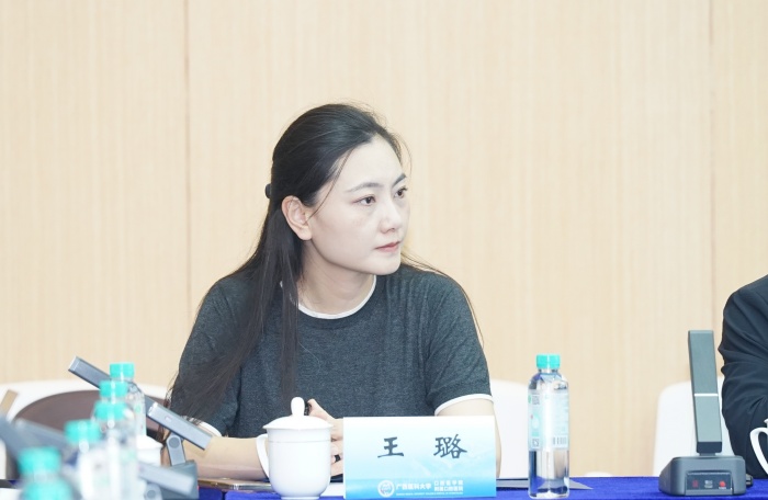 伟德国际1946娱乐东盟国际伟德国际承办国家卫生健康委员会“十五五”规划教材《口腔医学技术导论》中期审稿会 第 7 张