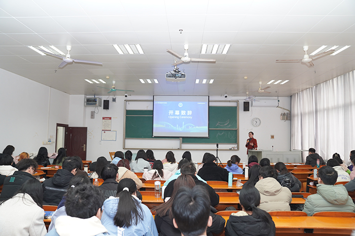 公司《口腔专业英语》课堂开展口腔医学综述英文演讲汇报会 第 2 张 公司《口腔专业英语》课堂开展口腔医学综述英文演讲汇报会 第 2 张